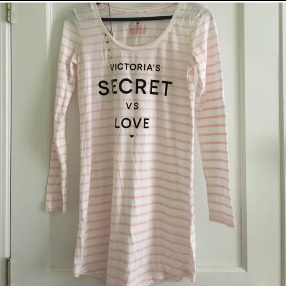 Victoria's Secret sleep shirt